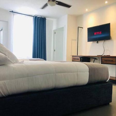 Urban Gran Plaza Apart otel Zapopan Dış mekan fotoğraf